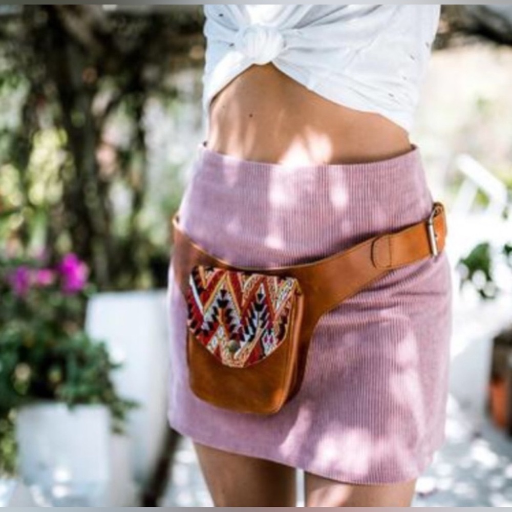 Nena & Co. Hip Satchel Belt Bag. Fanny pack. Leather, Unique. - Picture 5 of 10